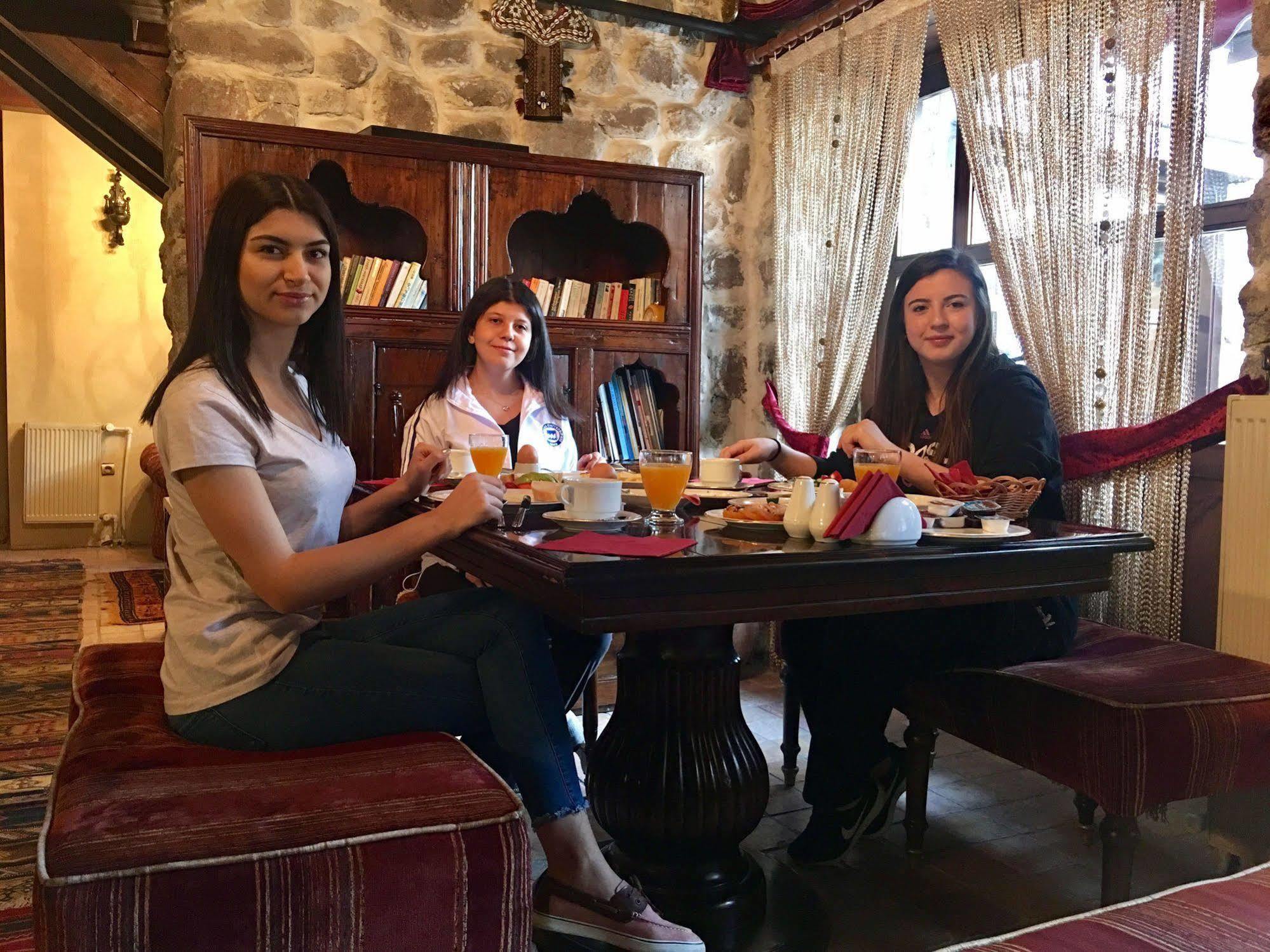 Angora Hotel Ankara Eksteriør billede
